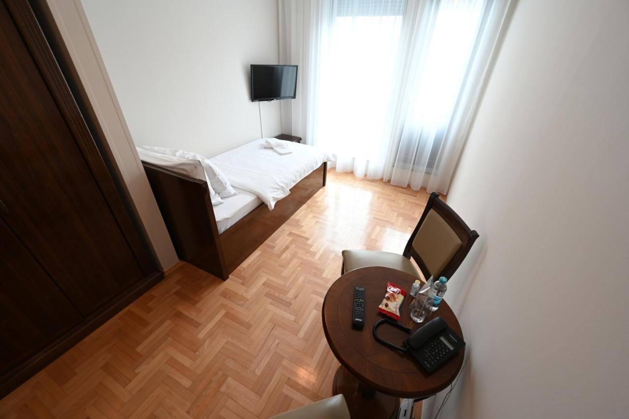 Hotel "Jkc Banja Luka" 外观 照片