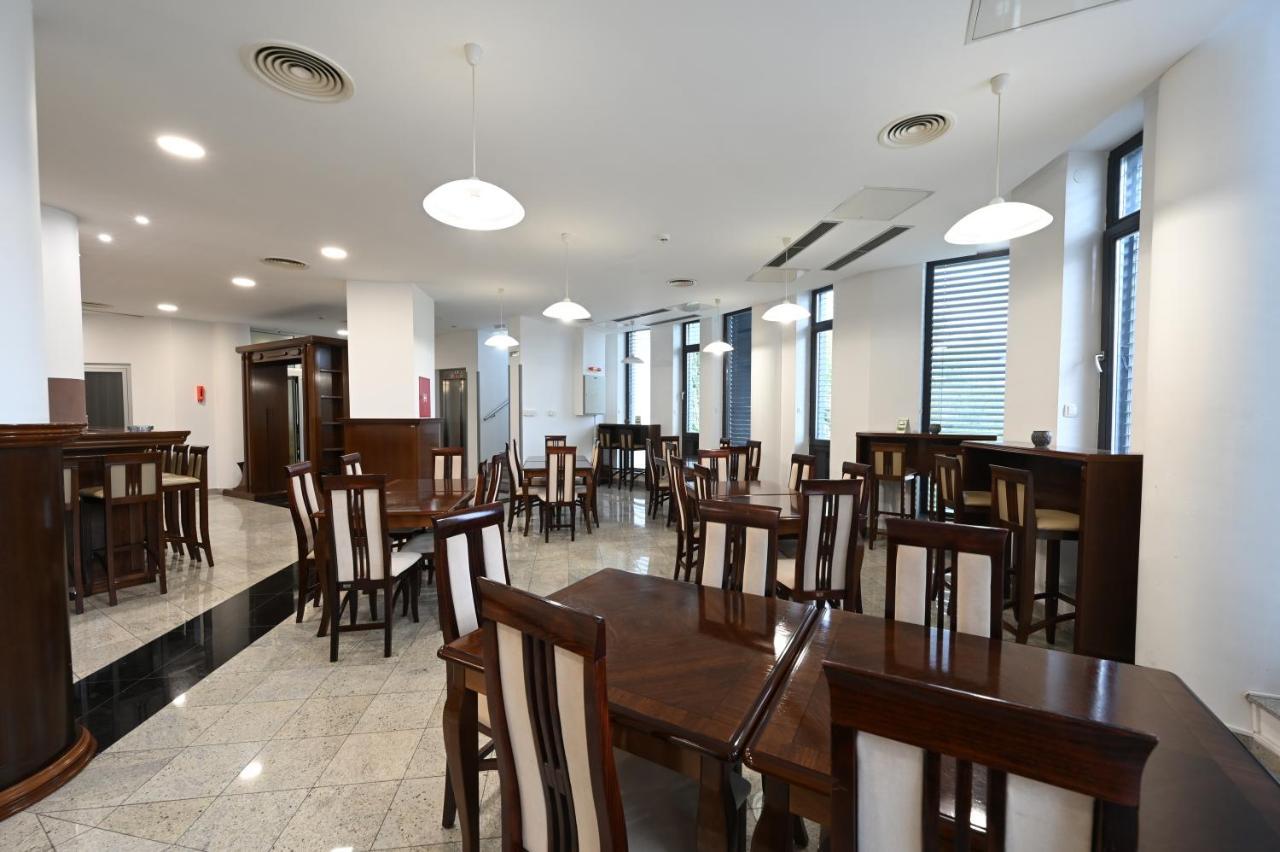 Hotel "Jkc Banja Luka" 外观 照片